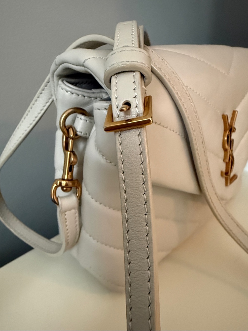 Yves Saint Laurent Cream Crossbody - Picture 3 of 13